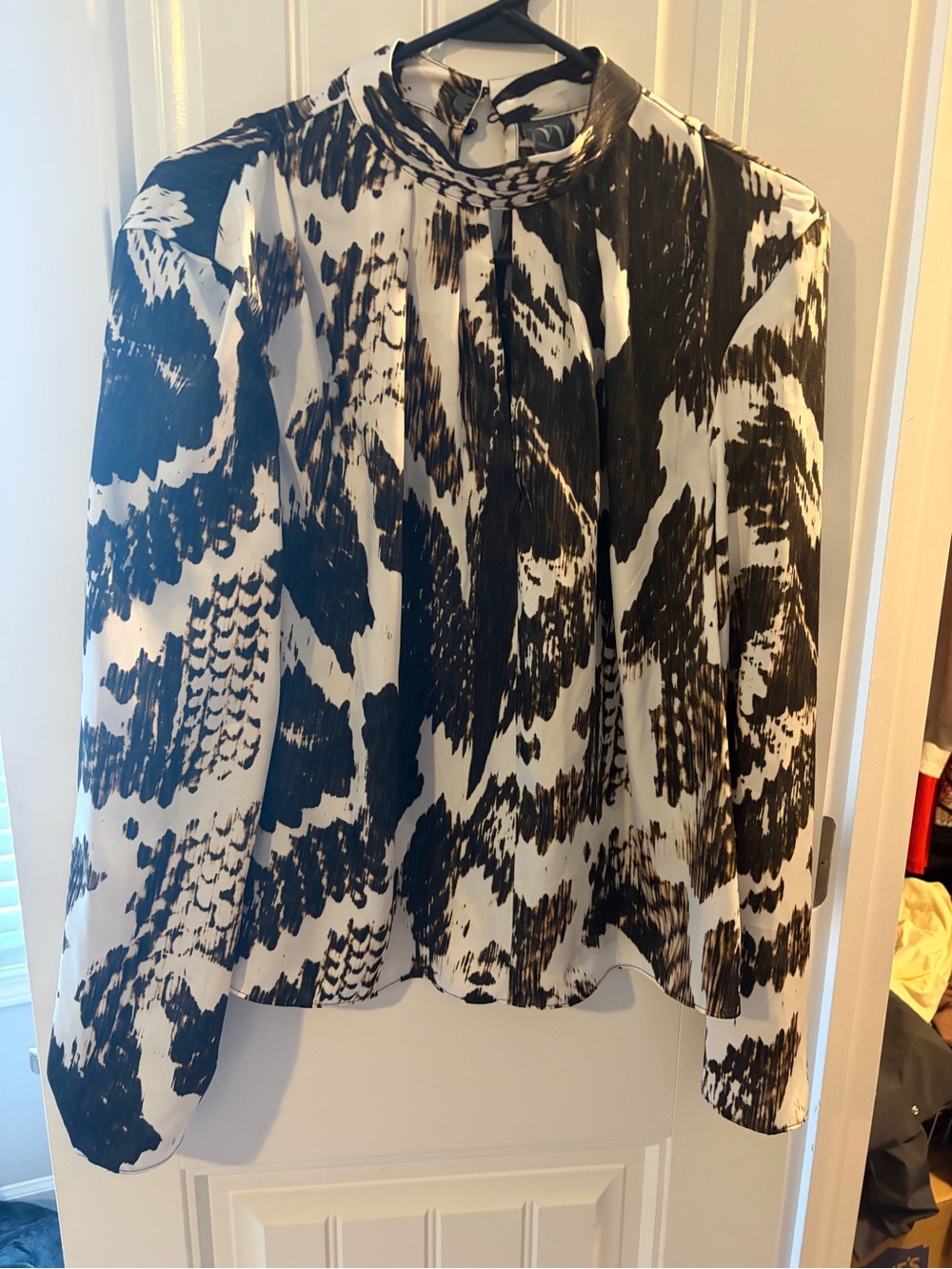 Worthington Black and White Printed Pleated Blouse